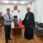 Община храма в честь Рождества Иоанна Предтечи пожертвовала книги в ФКУ СИЗО-1