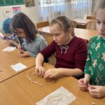 Воспитанники воскресной школы делали вербы