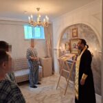 Священник посетил пациентов психоневрологической больницы
